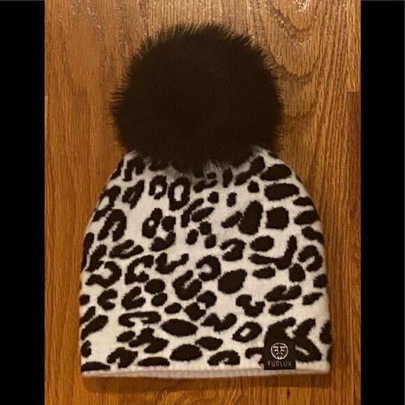 Leopard-Print & Faux Fur Pom-Pom Beanie - Picture 4 of 6